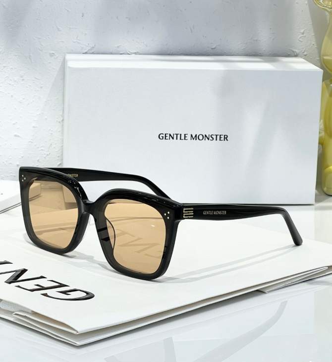 Picture of Gentle Monster Sunglasses _SKUfw66670347fw